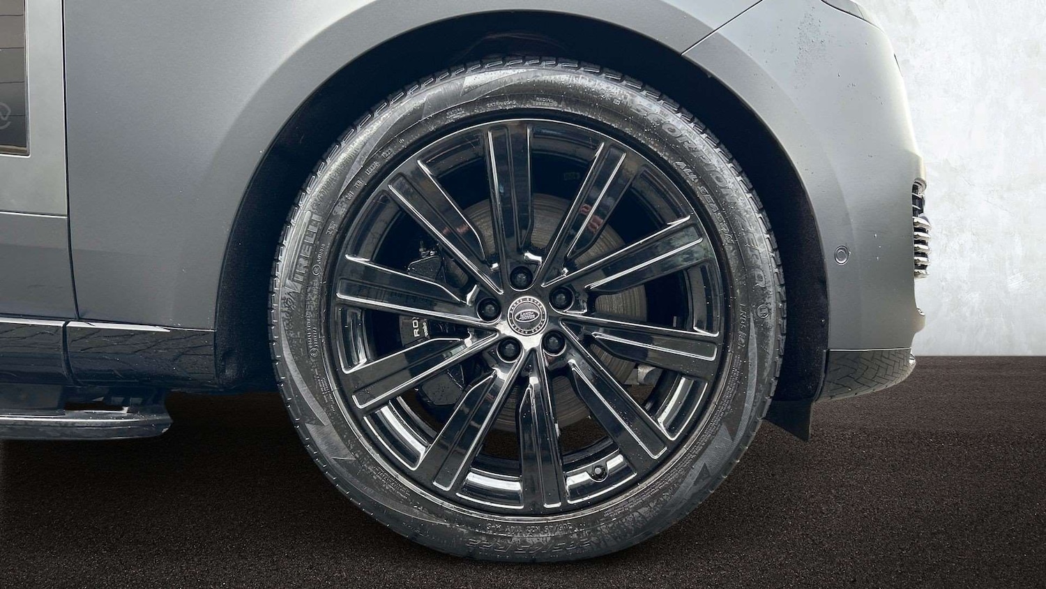 Used Land Rover Range Rover 2023 for sale - 77294131: Photo 8