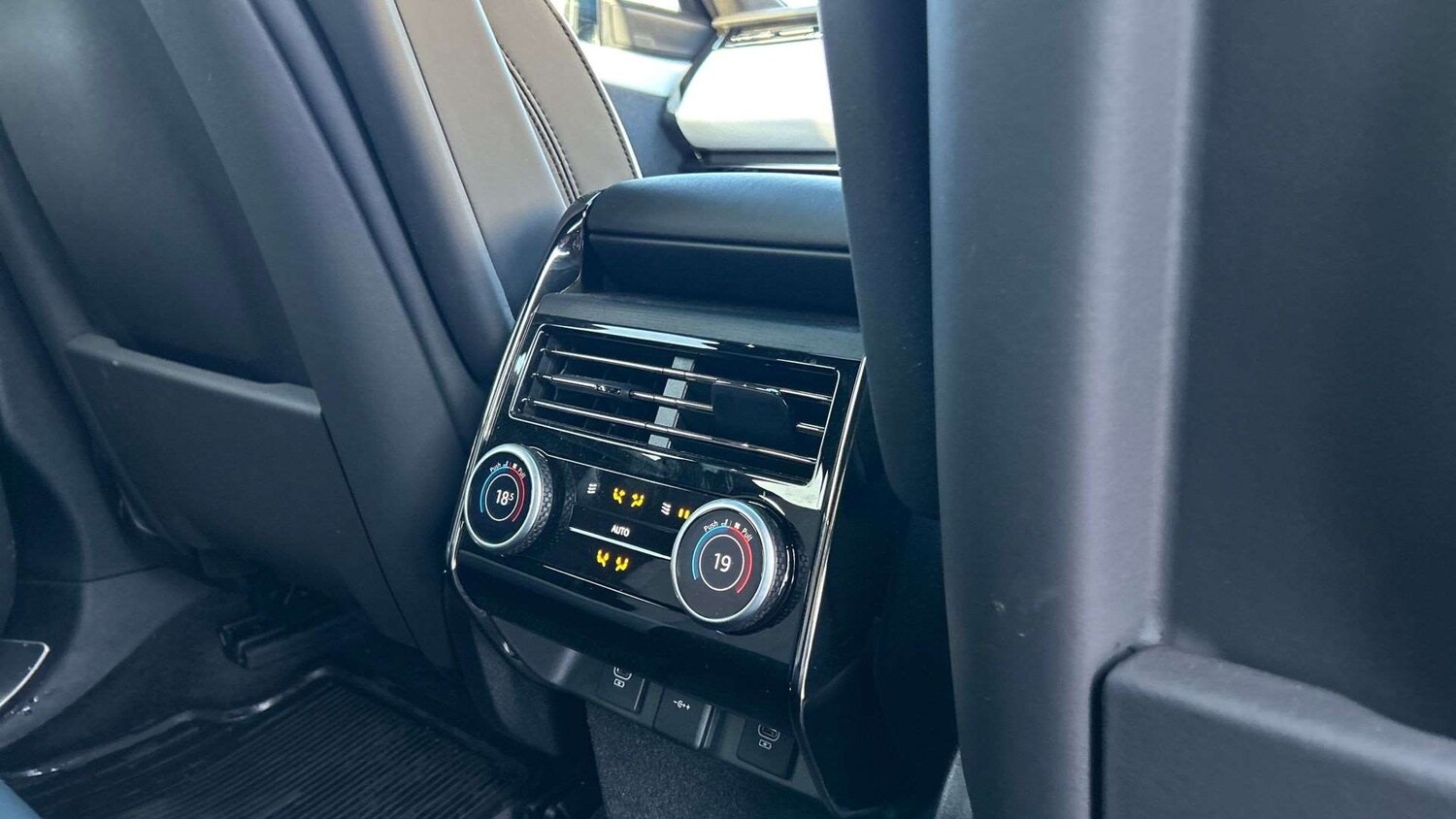 Used Land Rover Range Rover Sport 2024 for sale - 77800052: Photo 18