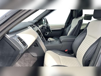 Used Land Rover Discovery 2022 for sale - 78639342: Photo