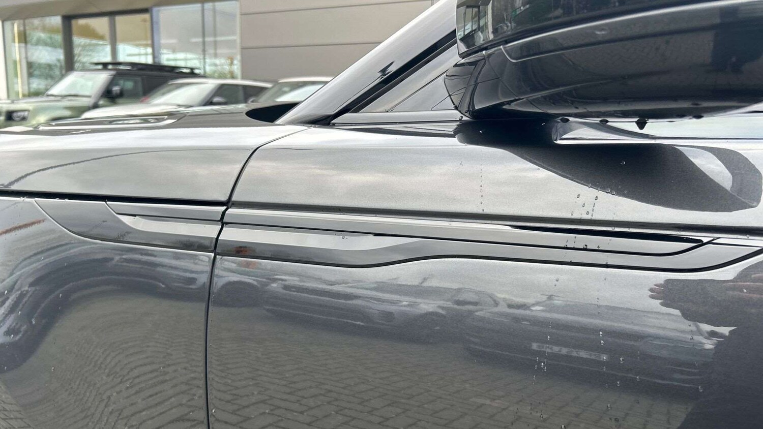 Used Land Rover Range Rover Velar 2024 for sale - 77389817: Photo 20