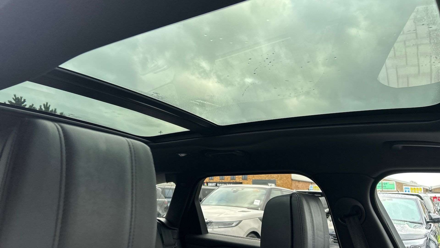 Used Land Rover Range Rover Velar 2024 for sale - 77389817: Photo 21