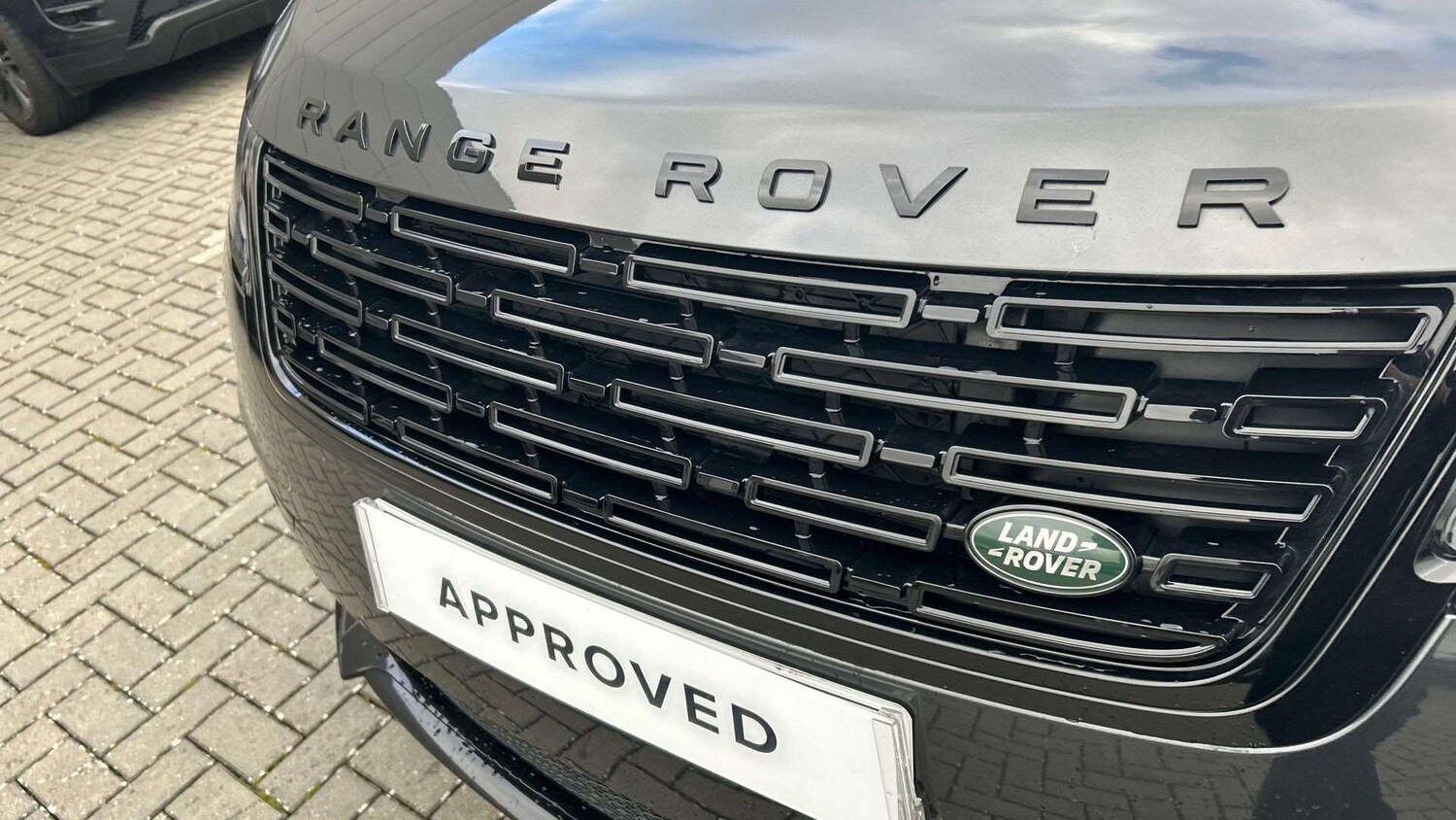 Used Land Rover Range Rover Velar 2024 for sale - 77389817: Photo 29