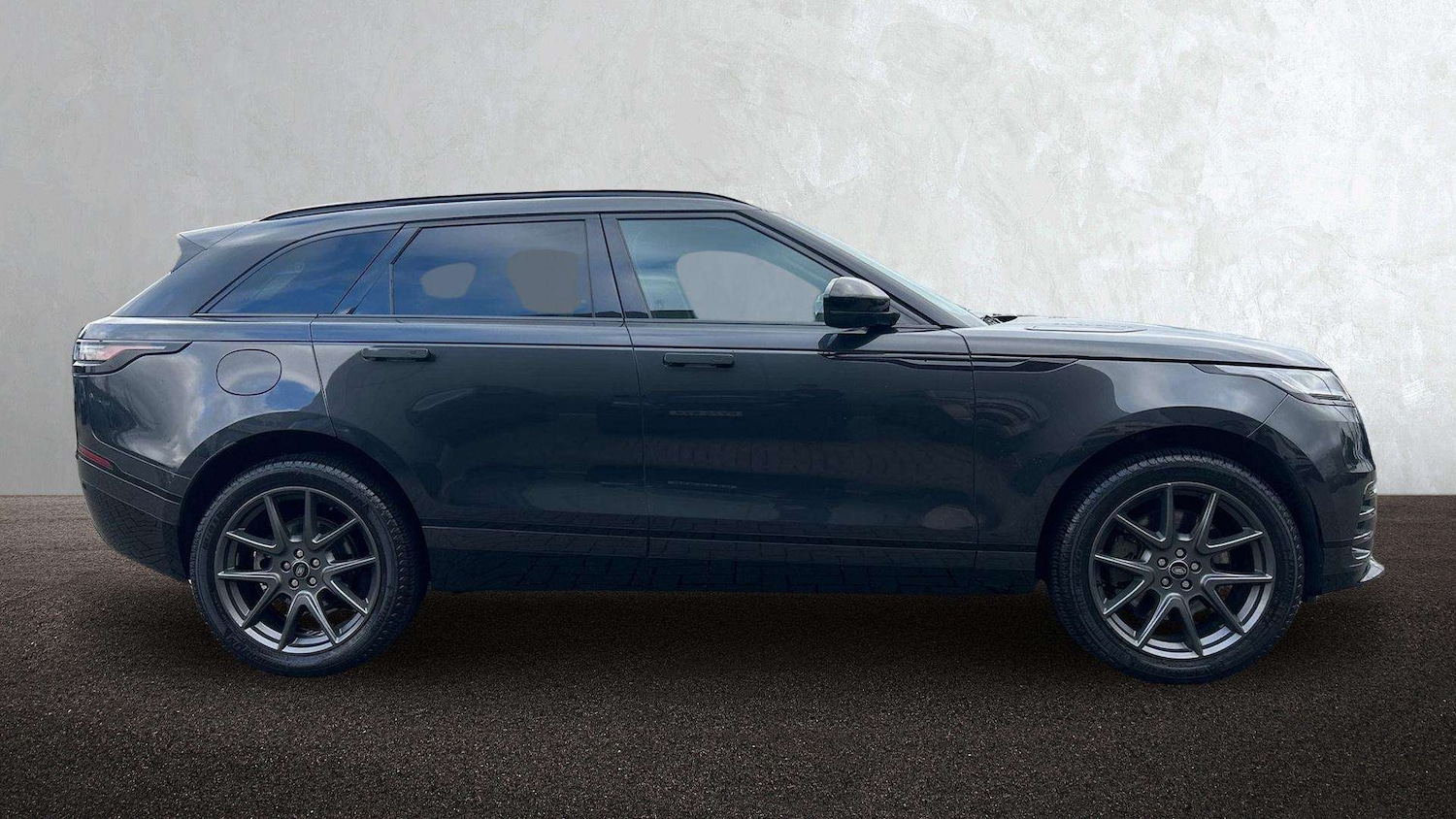 Used Land Rover Range Rover Velar 2024 for sale - 77389817: Photo 5