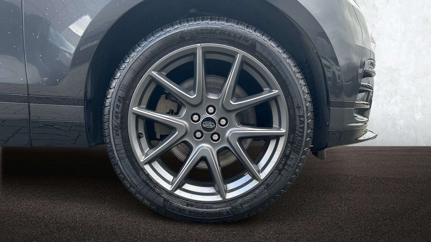 Used Land Rover Range Rover Velar 2024 for sale - 77389817: Photo 8