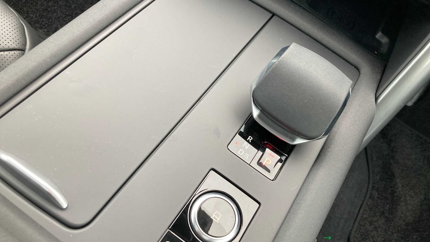 Used Land Rover Discovery 2025 for sale - 76459861: Photo 13