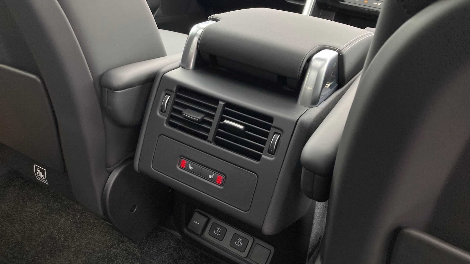 Used Land Rover Discovery 2025 for sale - 76459861: Photo 18