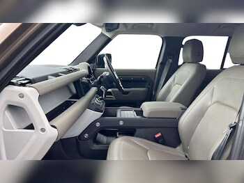 Used Land Rover Defender 2022 for sale - 78787260: Photo