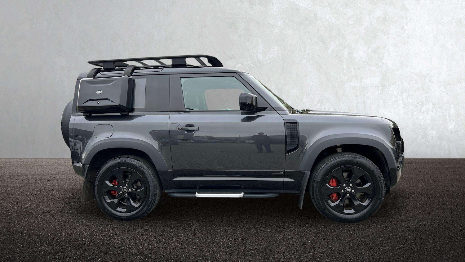 Used Land Rover Defender 2022 for sale - 76460506: Photo 5