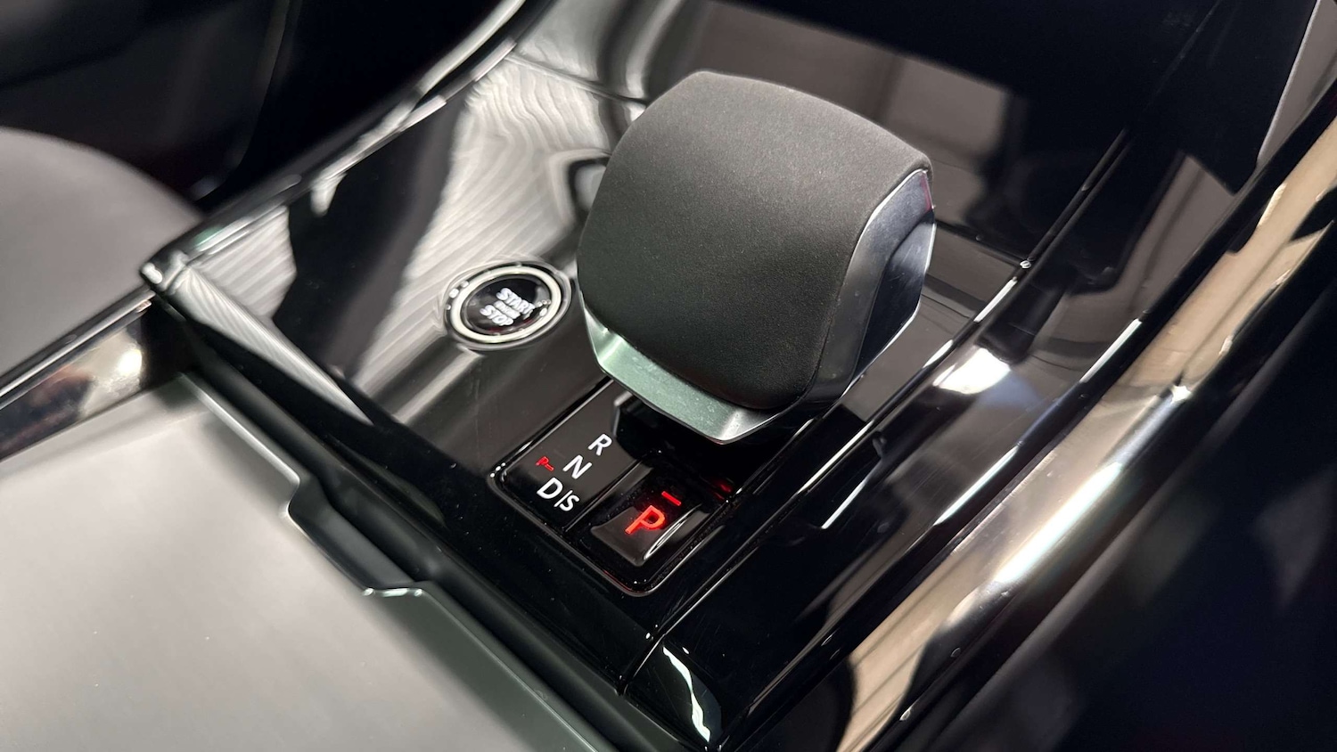 Used Land Rover Range Rover Sport 2024 for sale - 77347883: Photo 13