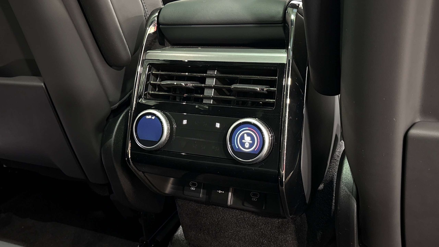 Used Land Rover Range Rover Sport 2024 for sale - 77347883: Photo 18