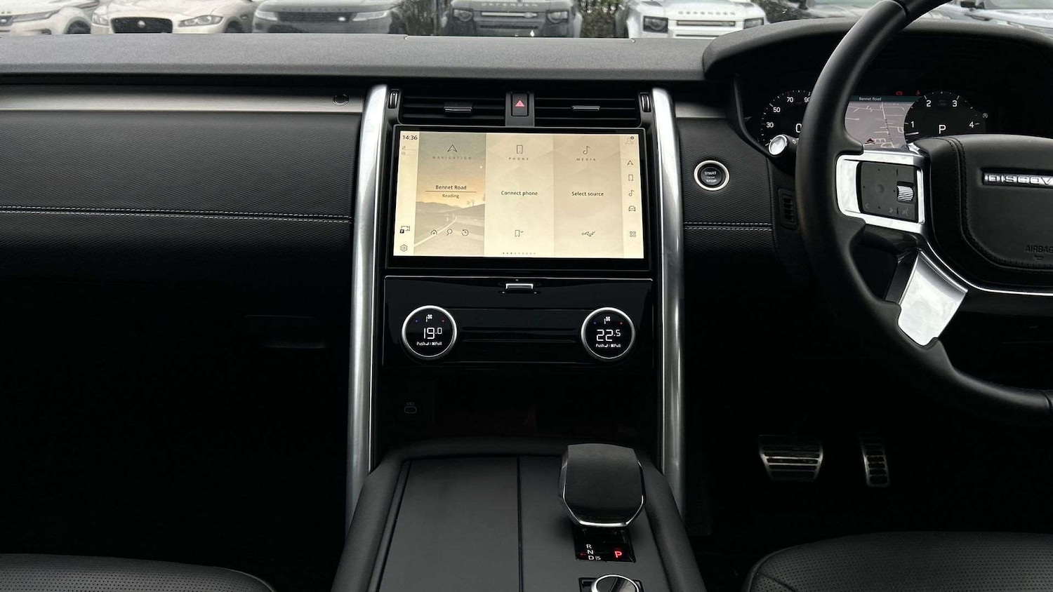 Used Land Rover Discovery 2024 for sale - 76746195: Photo 14