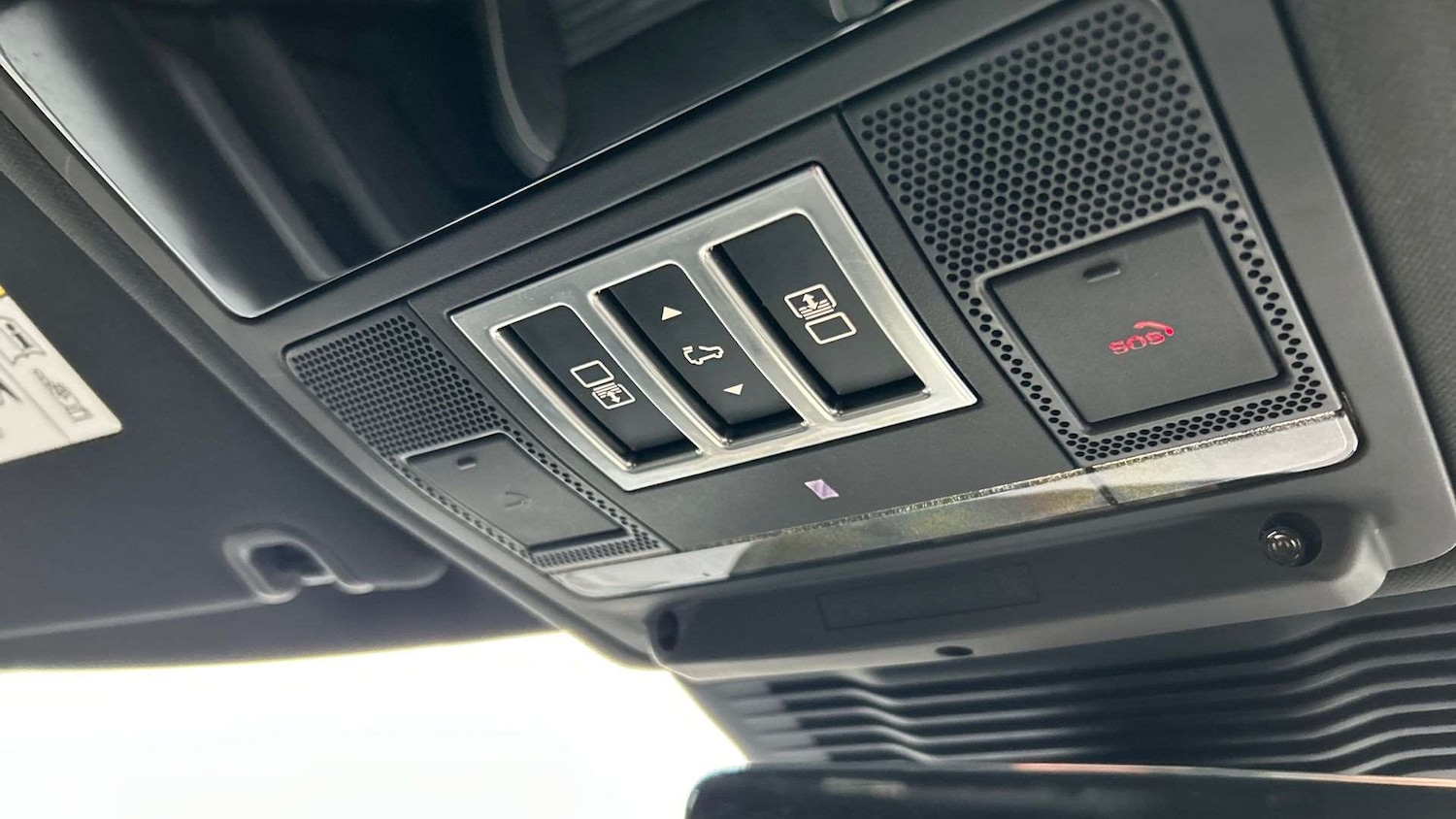 Used Land Rover Discovery 2024 for sale - 76746195: Photo 23