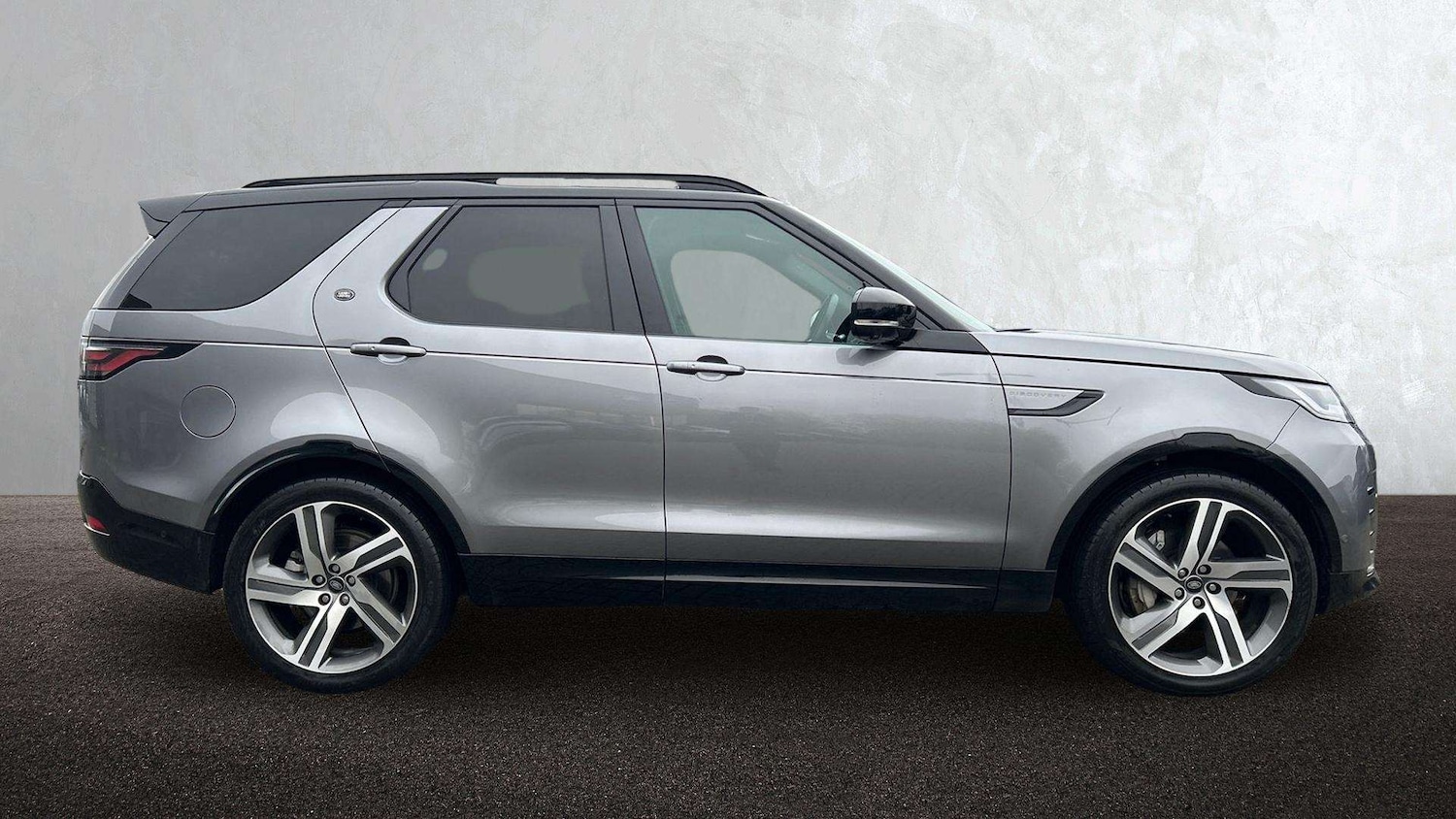 Used Land Rover Discovery 2024 for sale - 76746195: Photo 5