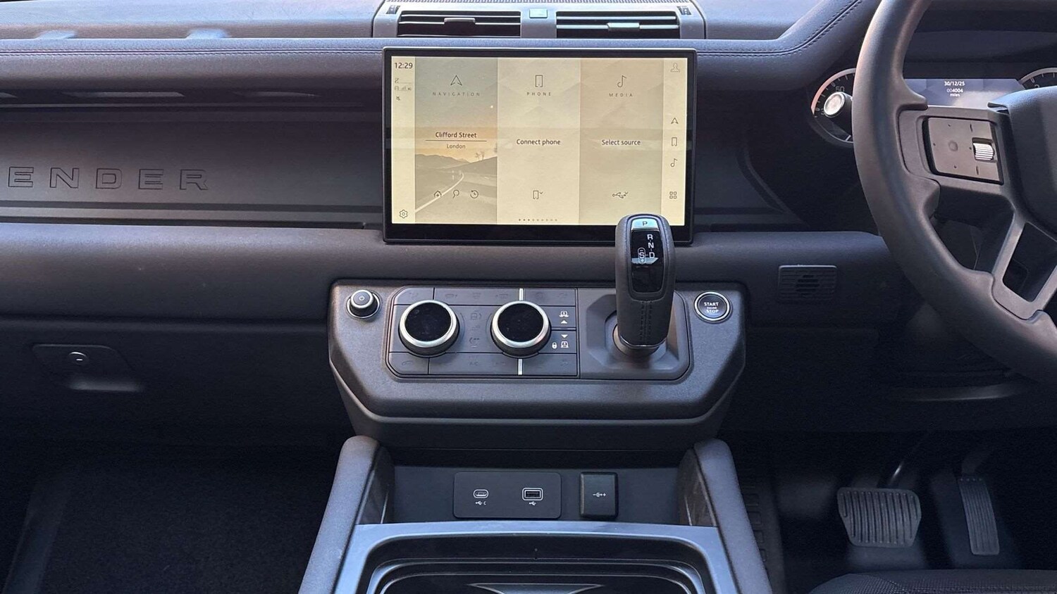 Used Land Rover Defender 2023 for sale - 77373673: Photo 14