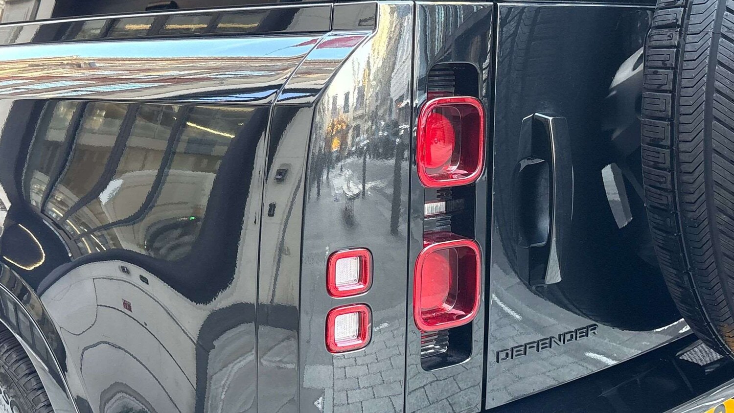 Used Land Rover Defender 2023 for sale - 77373673: Photo 19