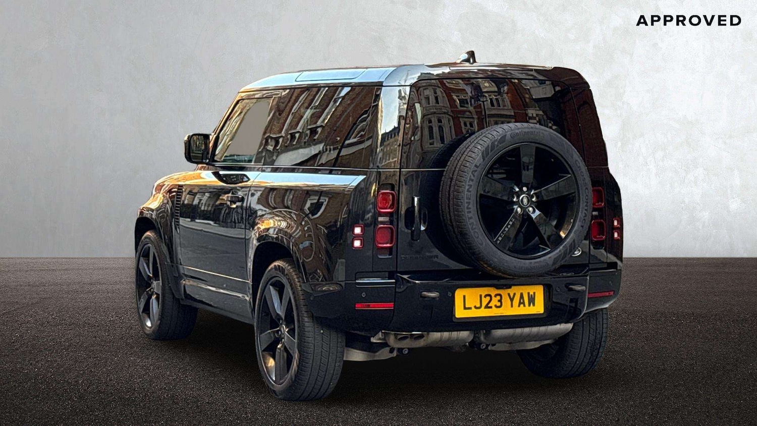 Used Land Rover Defender 2023 for sale - 77373673: Photo 2