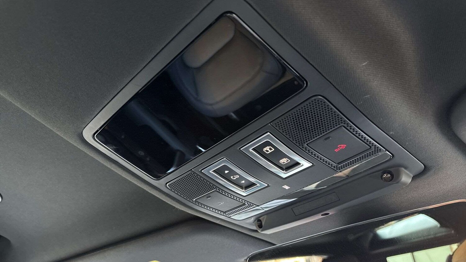 Used Land Rover Defender 2023 for sale - 77373673: Photo 23