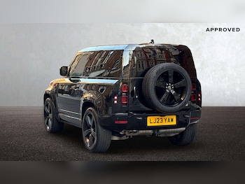 Used Land Rover Defender 2023 for sale - 77373673: Photo