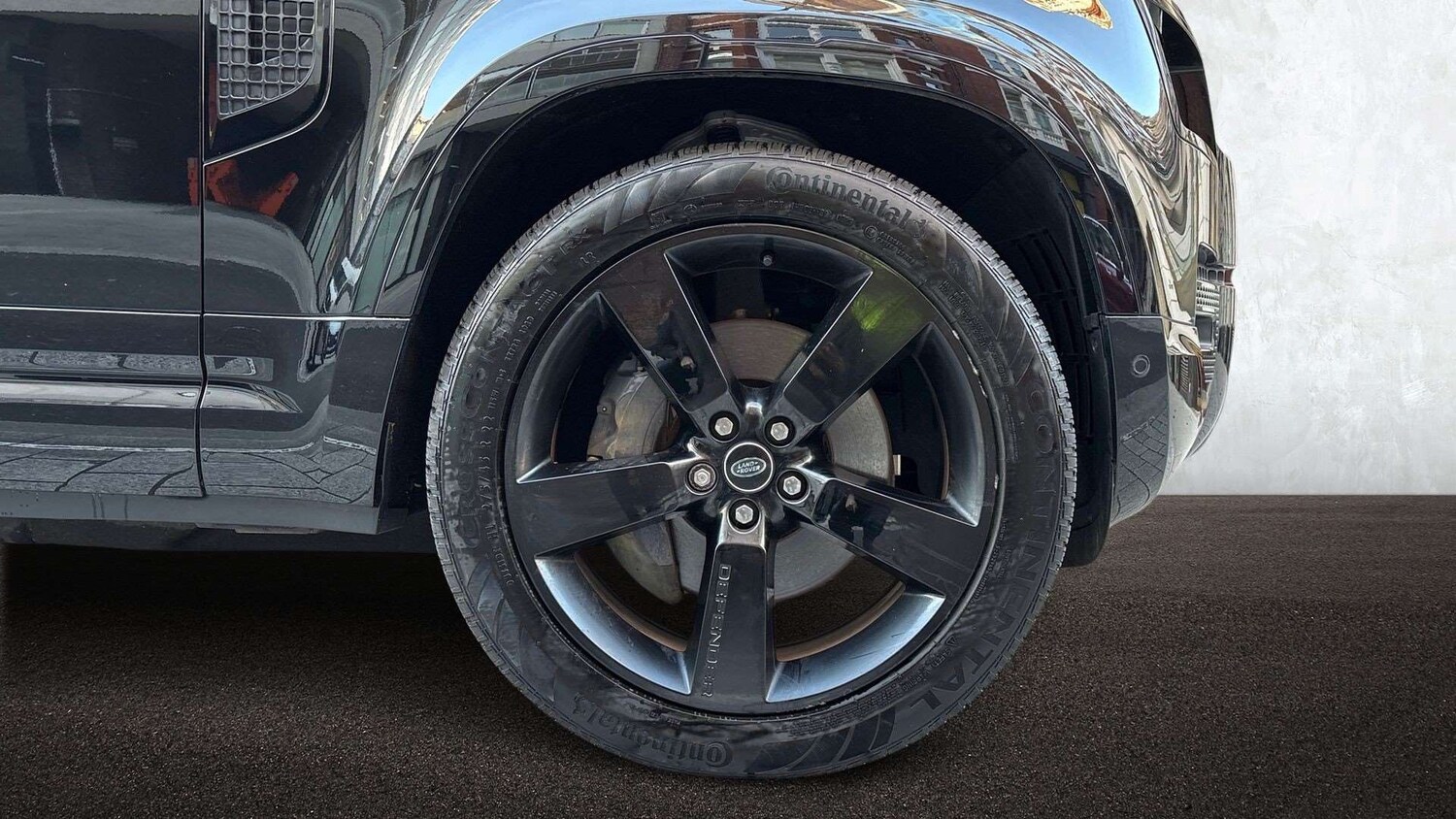 Used Land Rover Defender 2023 for sale - 77373673: Photo 8