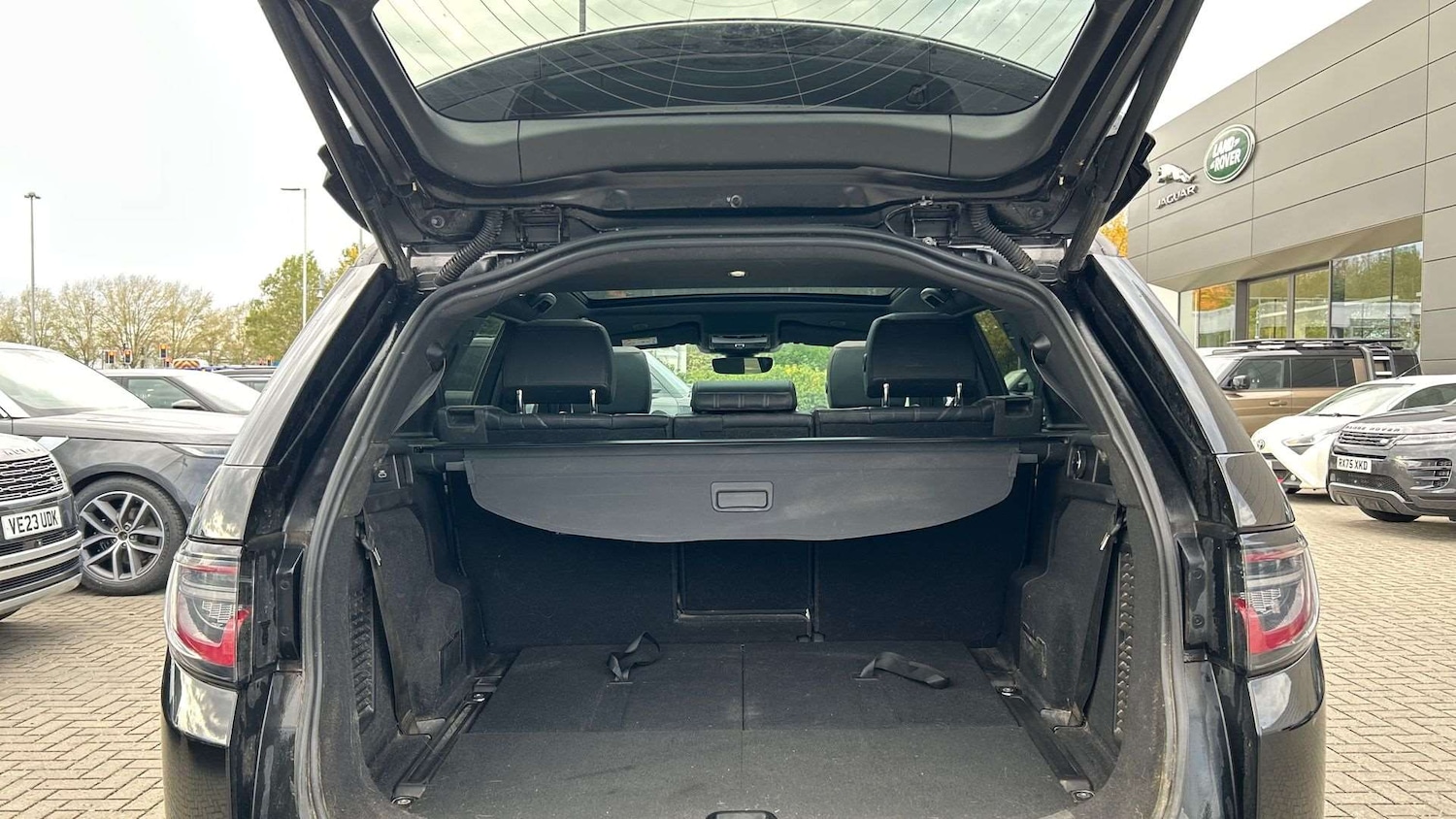 Used Land Rover Discovery Sport 2022 for sale - 76636665: Photo 10