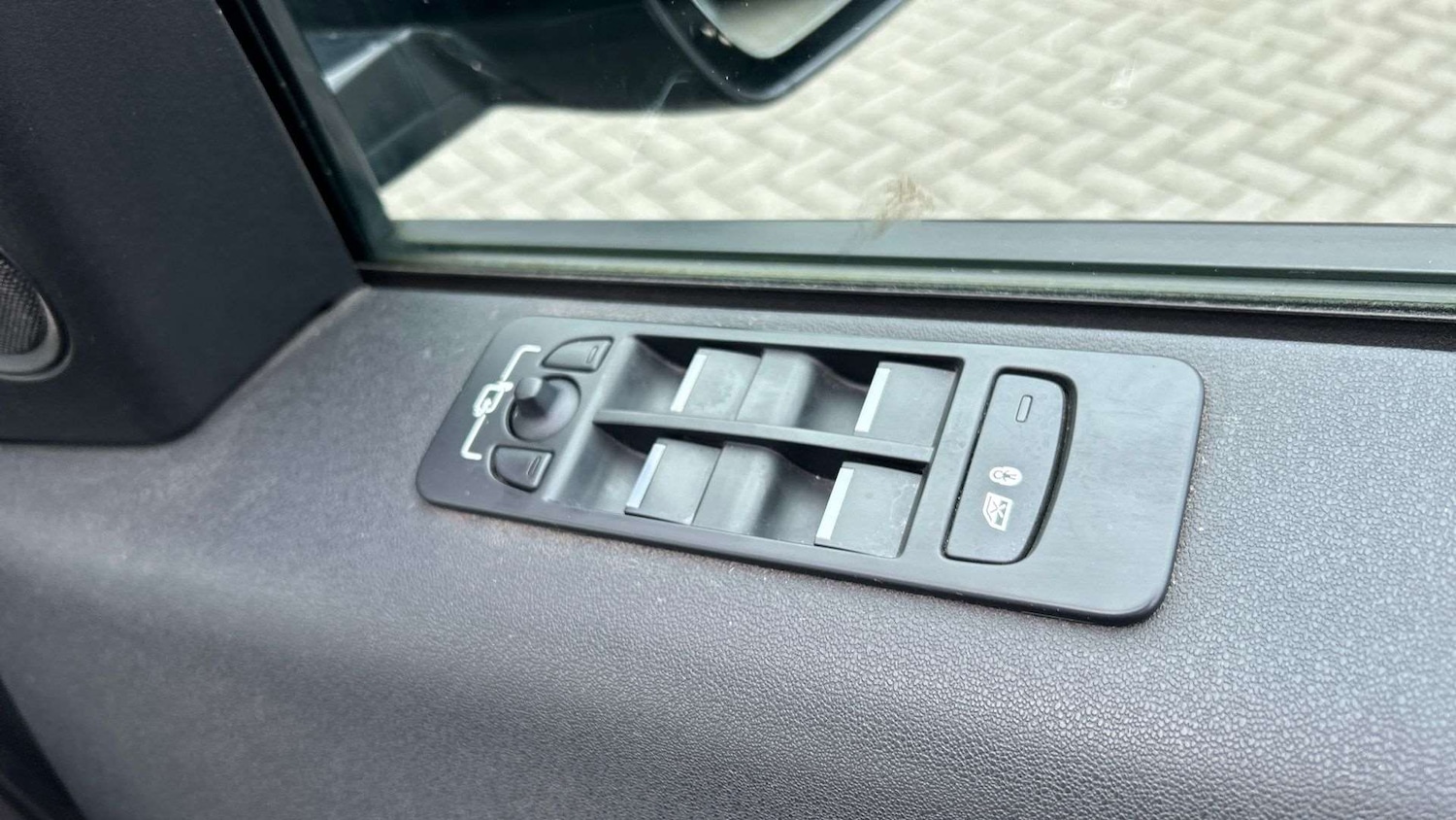 Used Land Rover Discovery Sport 2022 for sale - 76636665: Photo 25