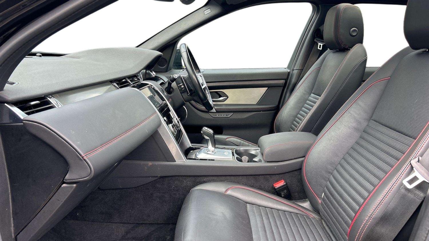 Used Land Rover Discovery Sport 2022 for sale - 76636665: Photo 3