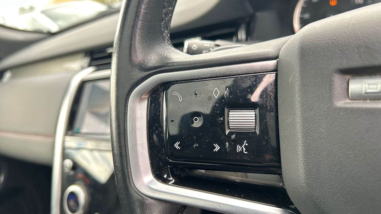 Used Land Rover Discovery Sport 2022 for sale - 76636665: Photo 34