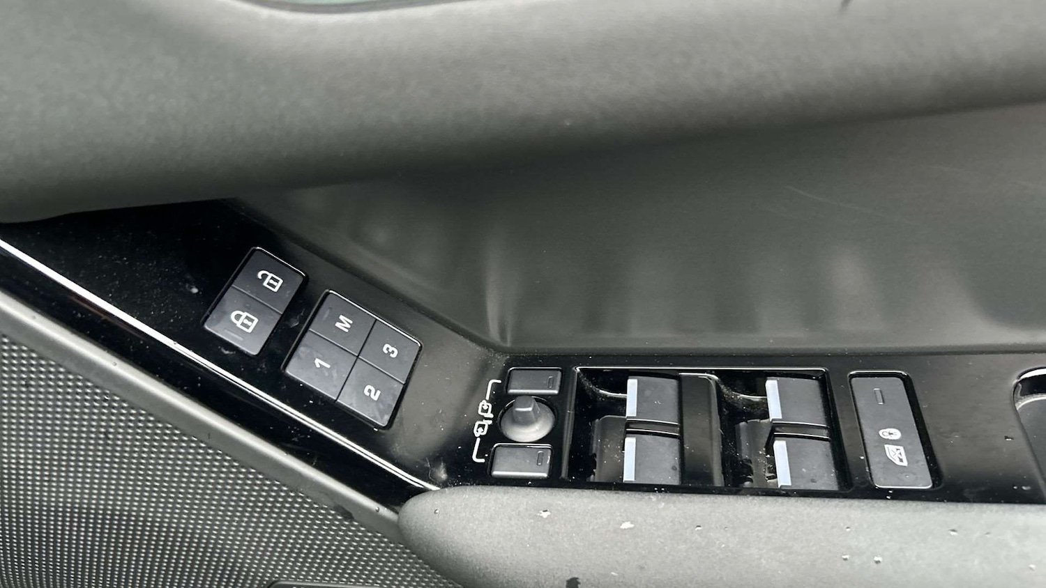 Used Land Rover Range Rover Velar for sale - 77257263: Photo 25