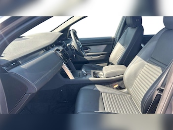 Used Land Rover Discovery Sport 2025 for sale - 79339761: Photo