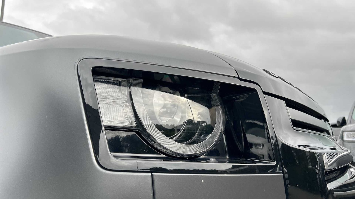 Used Land Rover Defender 2022 for sale - 76460629: Photo 17