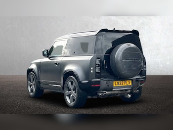 Used Land Rover Defender 2022 for sale - 76460629: Photo