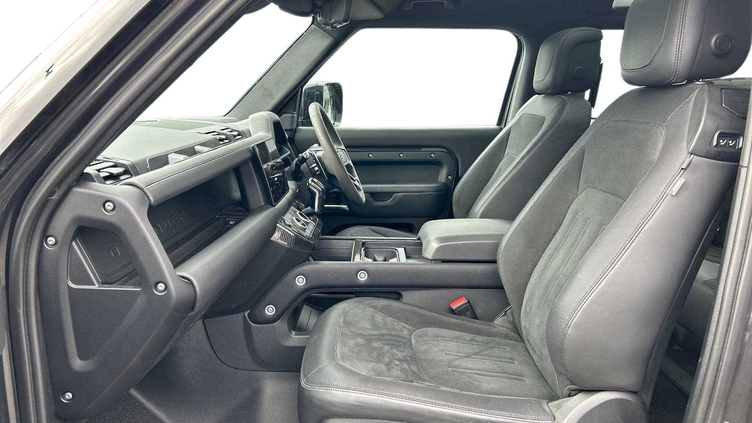 Used Land Rover Defender 2022 for sale - 76460629: Photo 3