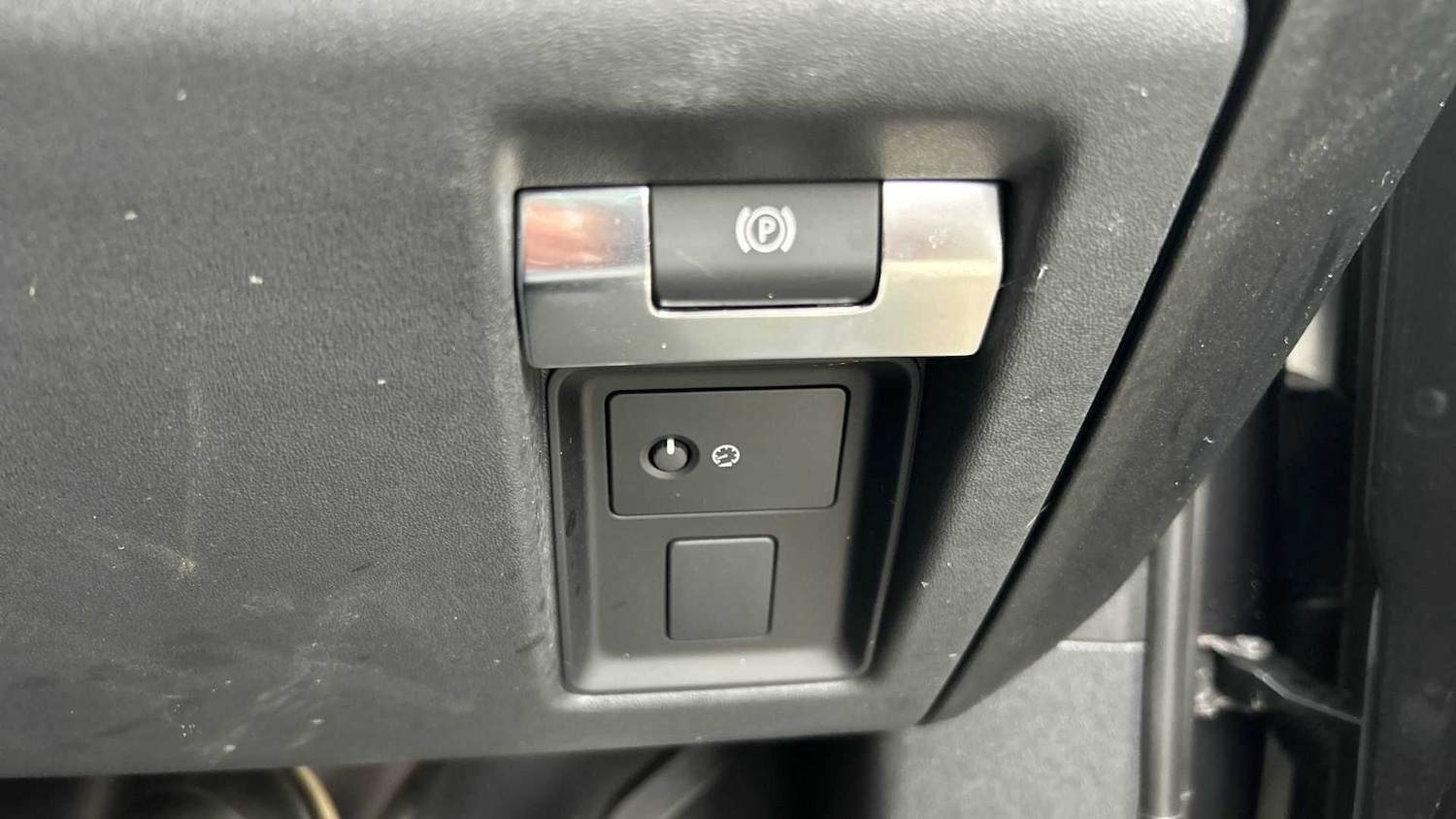 Used Land Rover Defender 2022 for sale - 76460629: Photo 33