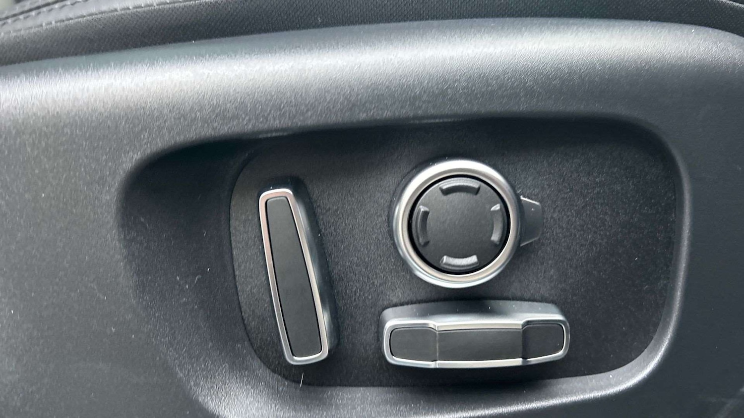 Used Land Rover Range Rover Evoque 2025 for sale - 77577317: Photo 32