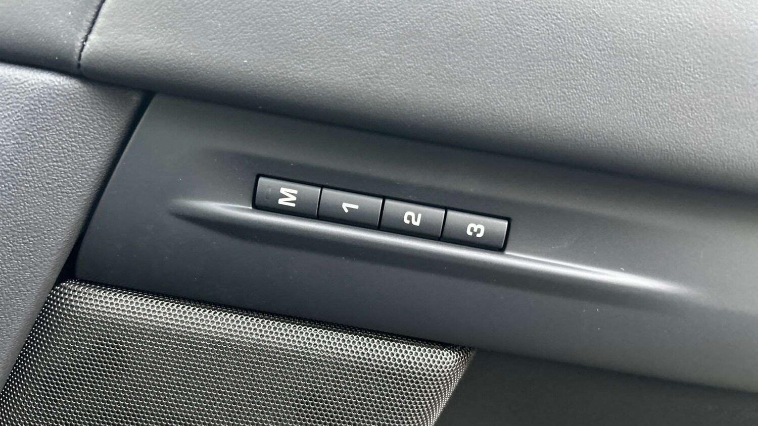 Used Land Rover Range Rover Evoque 2025 for sale - 77577317: Photo 33