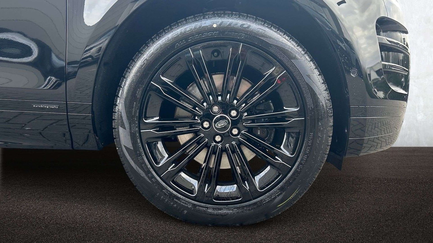 Used Land Rover Range Rover Evoque 2025 for sale - 77577317: Photo 8