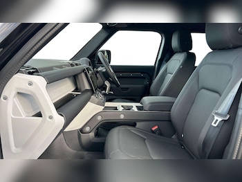 Used Land Rover Defender 2025 for sale - 78913862: Photo