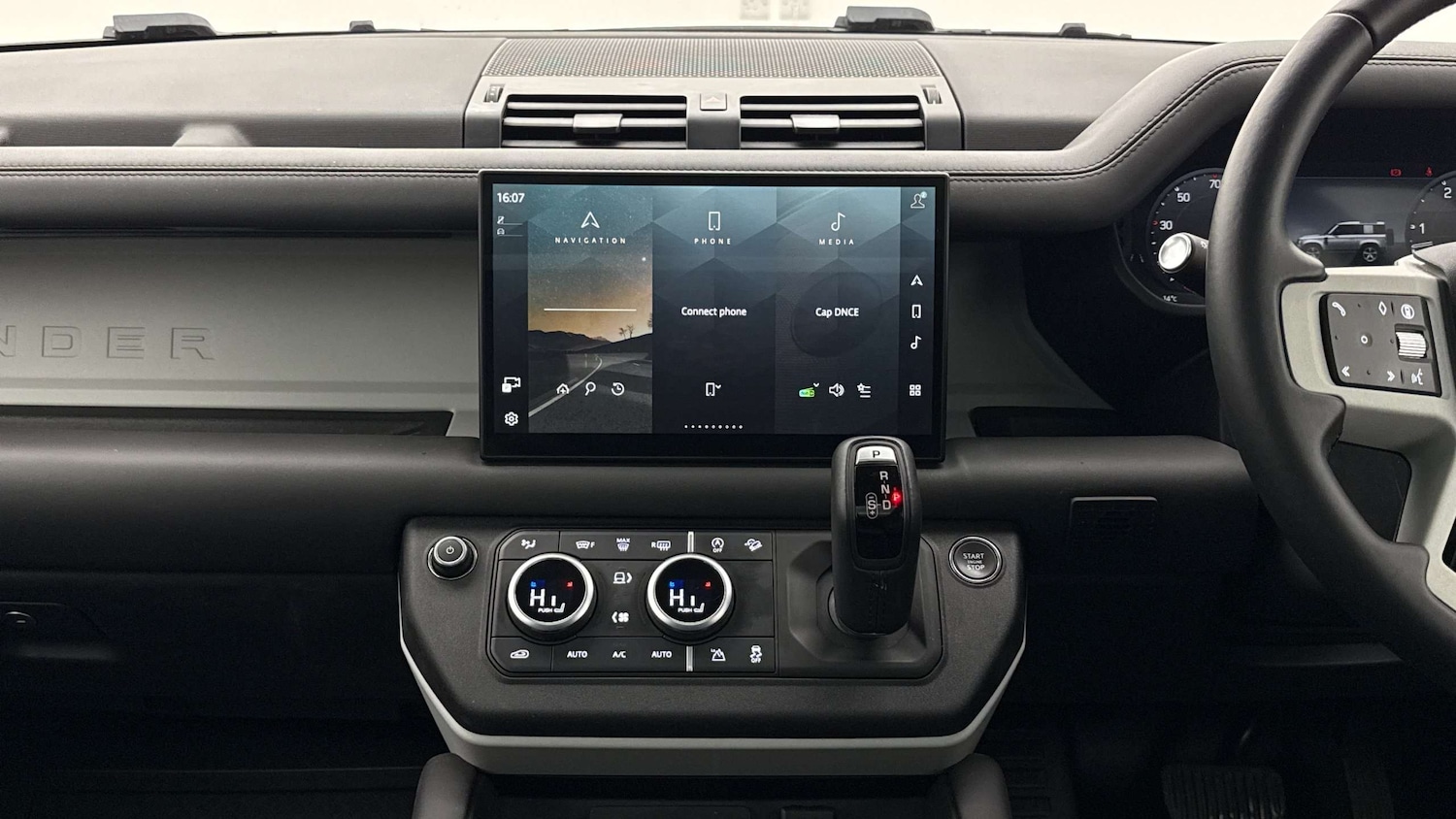 Used Land Rover Defender 2024 for sale - 77928376: Photo 14