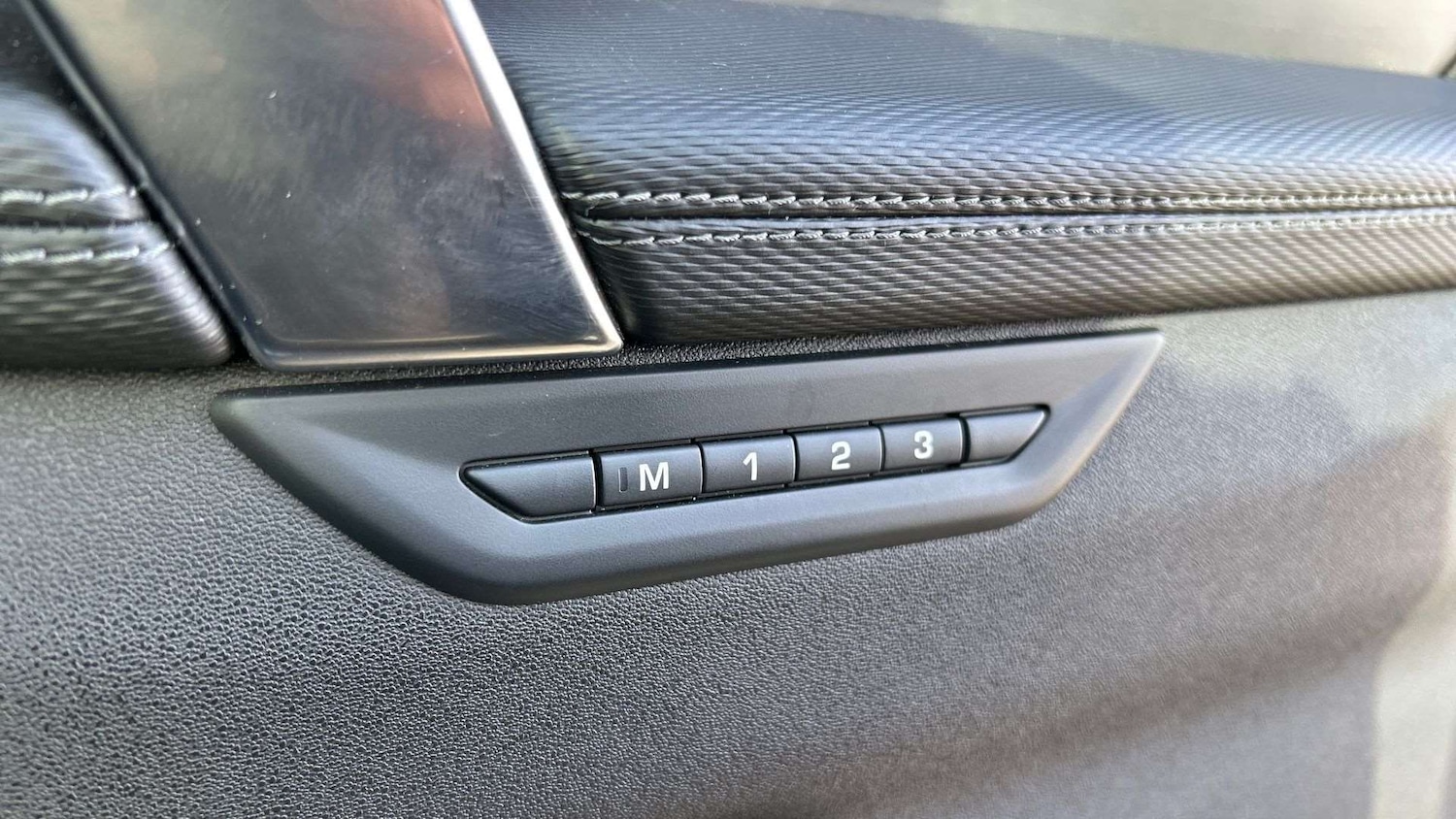 Used Land Rover Discovery Sport for sale - 77827549: Photo 25