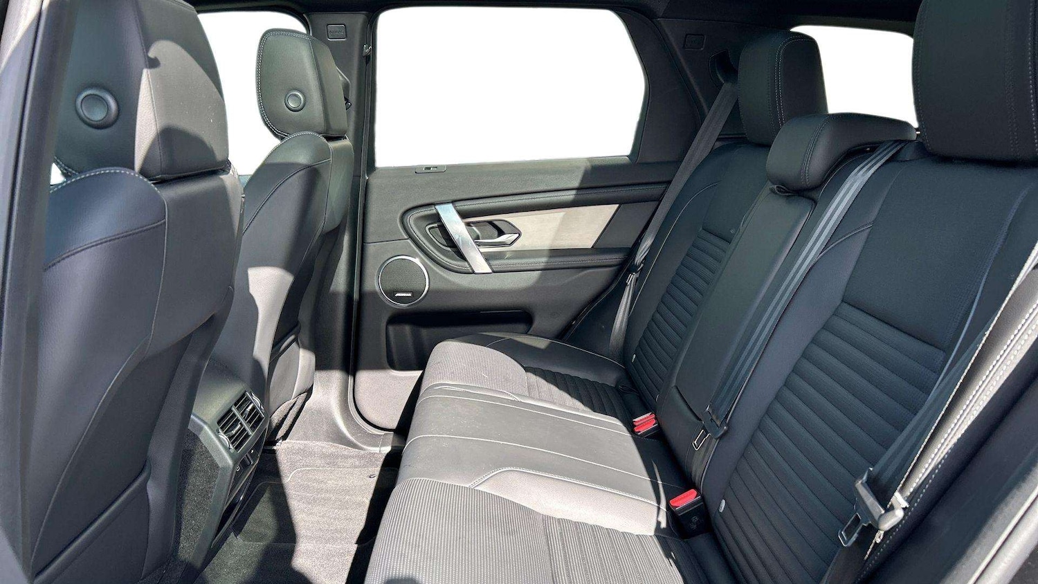 Used Land Rover Discovery Sport for sale - 77827549: Photo 4