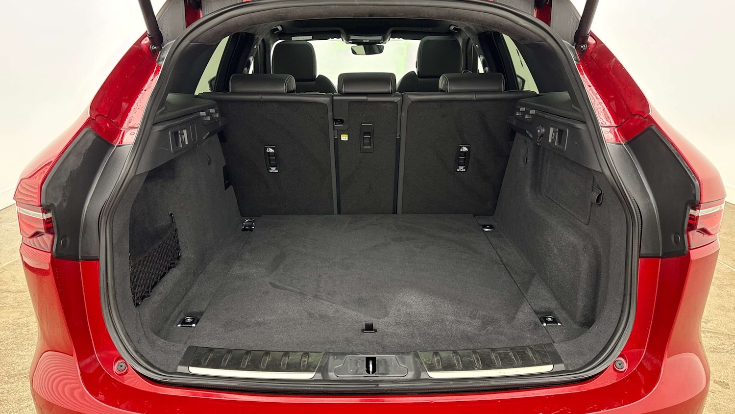 Used Jaguar F-Pace 2024 for sale - 77972670: Photo 10