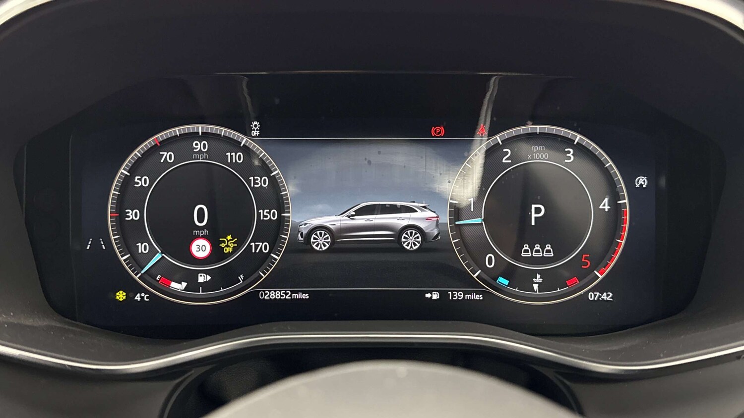 Used Jaguar F-Pace 2024 for sale - 77972670: Photo 16