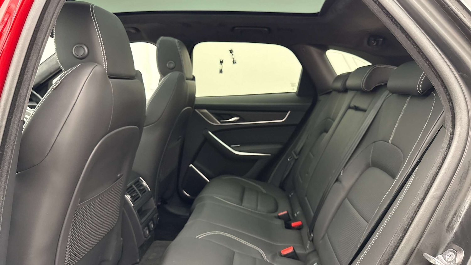 Used Jaguar F-Pace 2024 for sale - 77972670: Photo 4