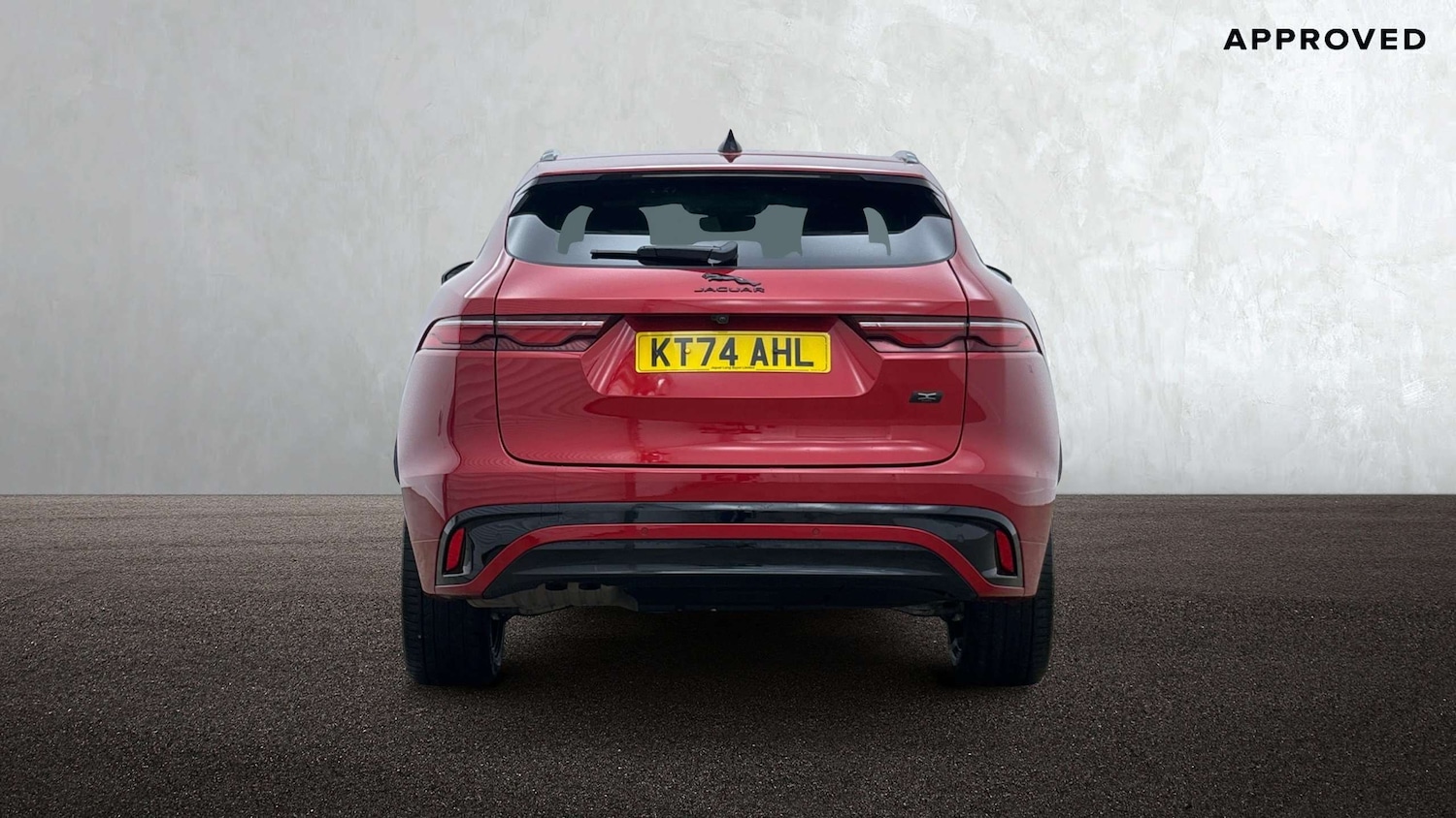 Used Jaguar F-Pace 2024 for sale - 77972670: Photo 6