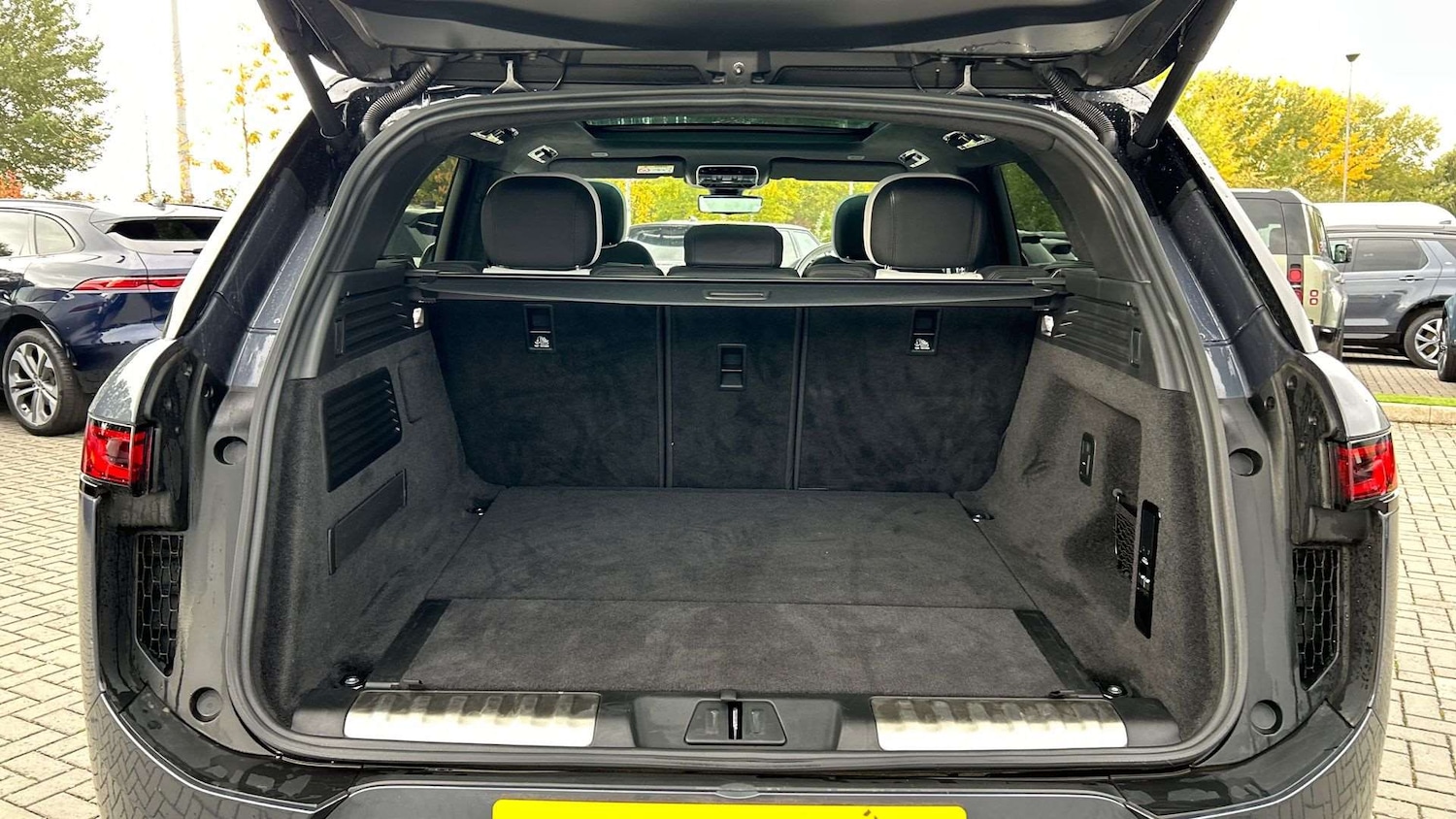 Used Land Rover Range Rover Sport 2023 for sale - 76459986: Photo 10