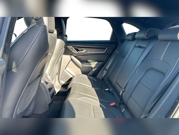 Used Jaguar F-Pace 2021 for sale - 76460023: Photo