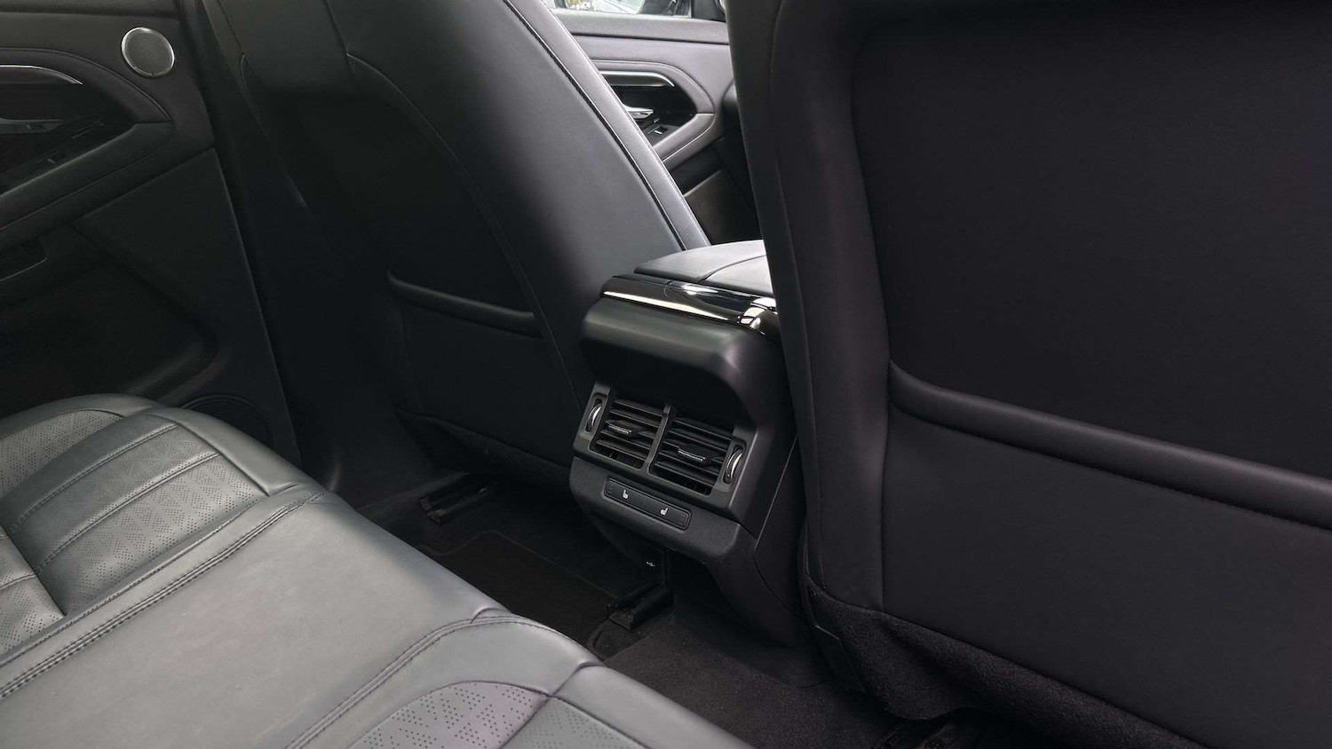 Used Land Rover Range Rover Evoque 2023 for sale - 76488188: Photo 18