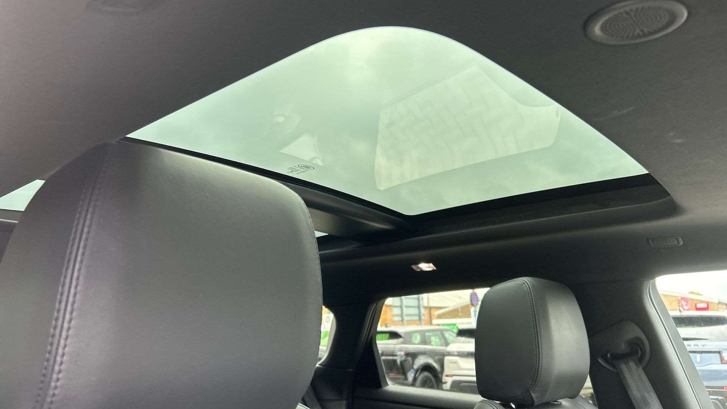 Used Land Rover Range Rover Evoque 2023 for sale - 76488188: Photo 21