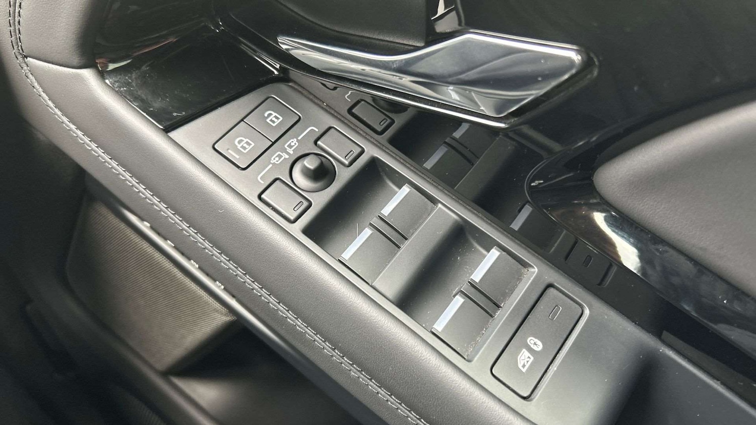 Used Land Rover Range Rover Evoque 2023 for sale - 76488188: Photo 25