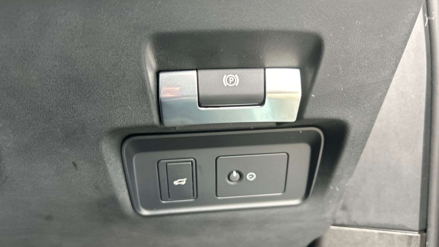 Used Land Rover Range Rover Evoque 2023 for sale - 76488188: Photo 33